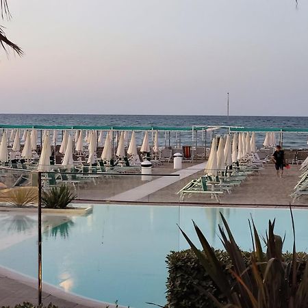 Hotel Alabama Riccione Esterno foto