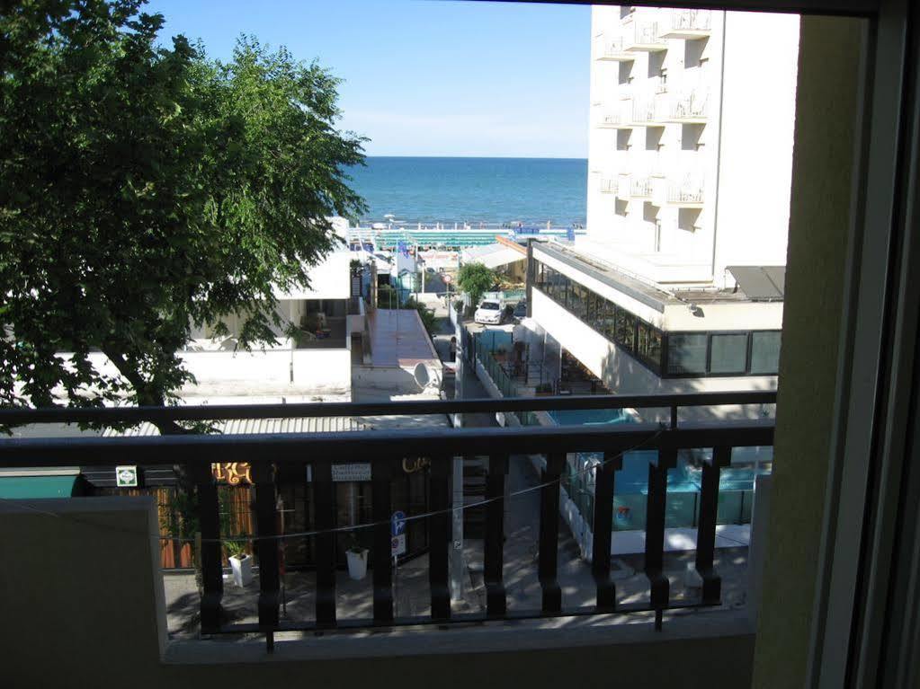 Hotel Alabama Riccione Esterno foto